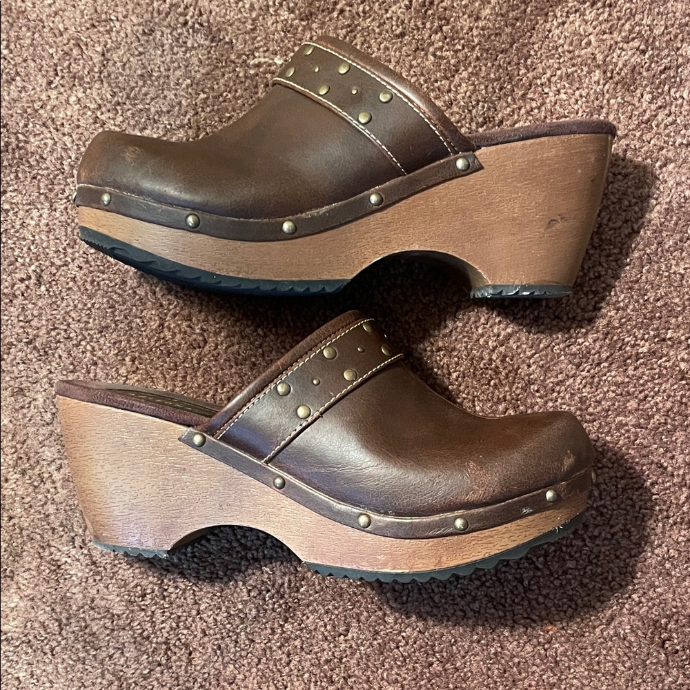 Arizona Jean Company Dark Brown Studded Mules
